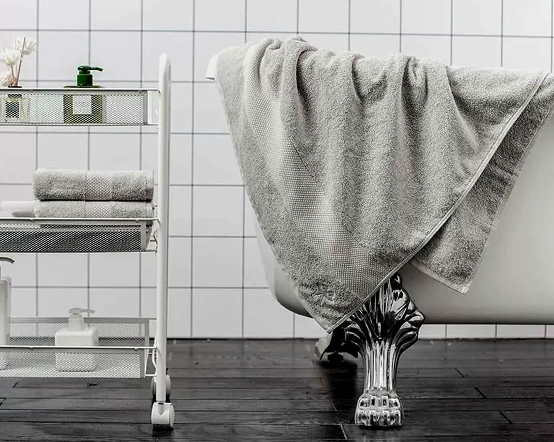Antibacterial towel 15" X 30"