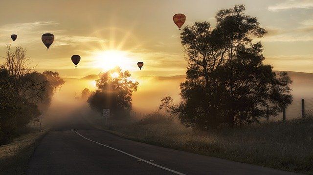 hot-air-balloons hot-air-balloons
